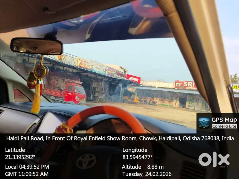 Toyota Innova 2016 Diesel 98000 Km Driven