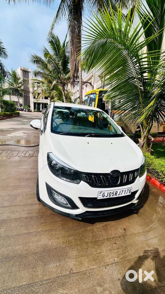 Mahindra Marazzo