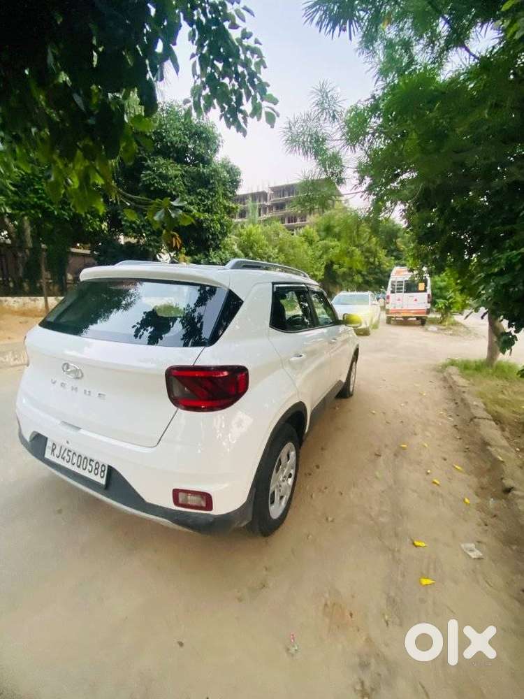 Hyundai Venue S Mt 1.2 Kappa, 2021, Petrol