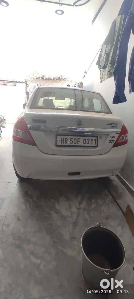 Army Person Car  Ghare Rakhi Hoe