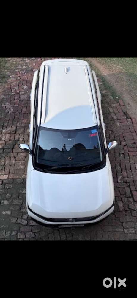 Maruti Suzuki Brezza 2023 Petrol Well Maintained