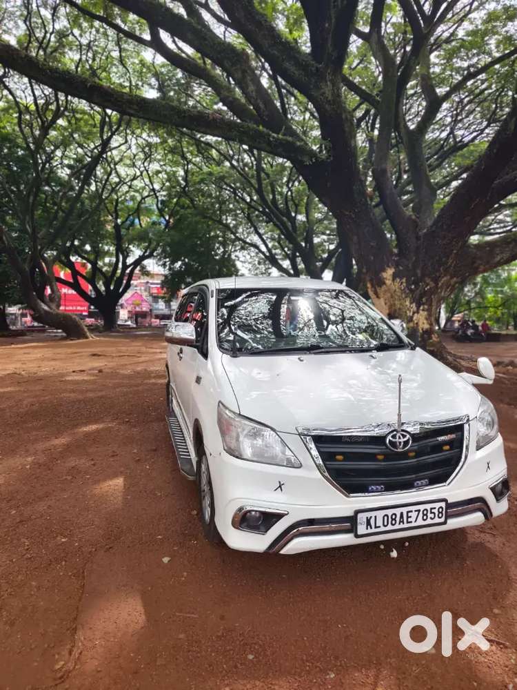 Toyota Innova 2005 Diesel 8 Str