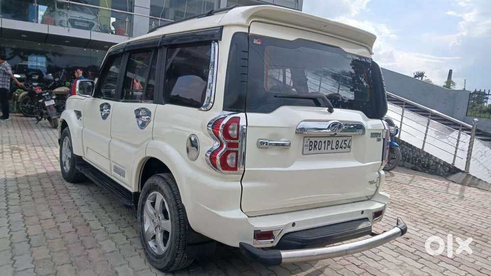 Mahindra Scorpio S11 Mt 7s, 2021