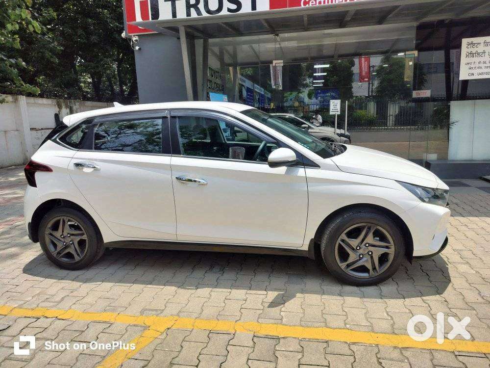 Hyundai I20 Sportz 1.2 Mt, 2023, Petrol