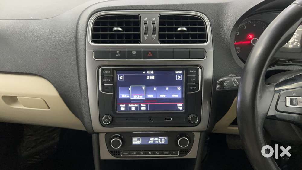 Volkswagen Vento 1.0 Highline Plus At, 2019, Petrol