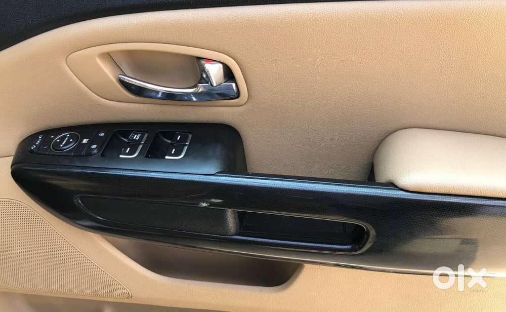 Kia Carnival Prestige, 2022, Diesel