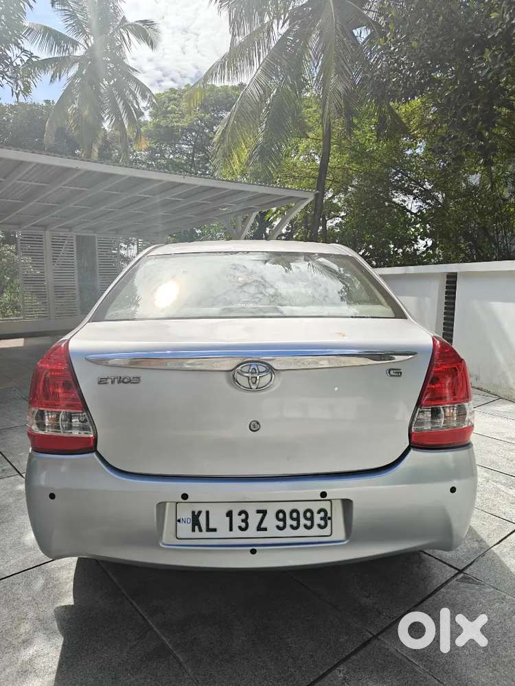 Doctor Owned Toyota Etios G 2013