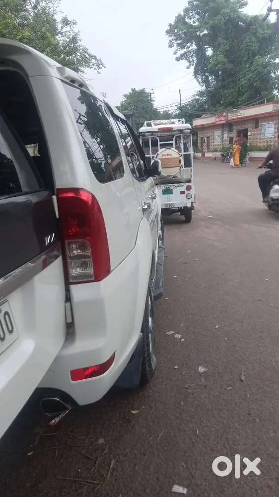 2018 Tata Safari Storme Lx