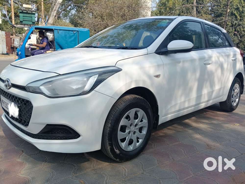 Hyundai I20 Petrol Cvt Magna Executive, 2015, Petrol