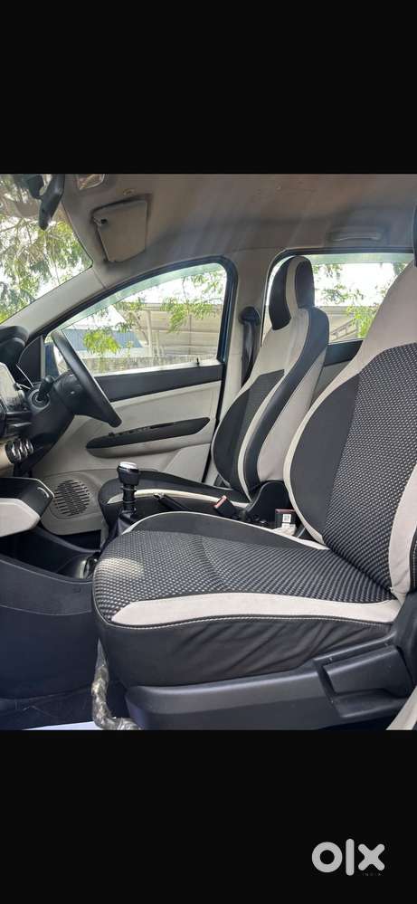 Renault Triber Rxz, 2019, Petrol