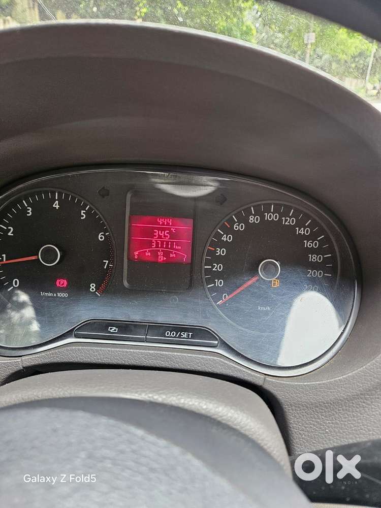 Volkswagen Vento 1.6 Trendline, 2013, Petrol
