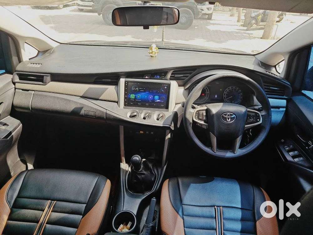 Toyota Innova Crysta 2.4 G Mt 8s, 2016, Diesel