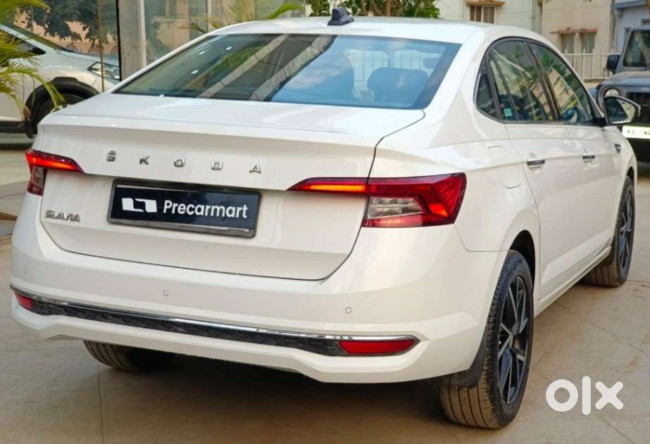 Skoda Slavia 1.0 Tsi Style At, 2022, Petrol