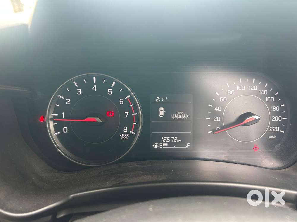 Maruti Suzuki Swift Vxi + Manual, 2024, Petrol