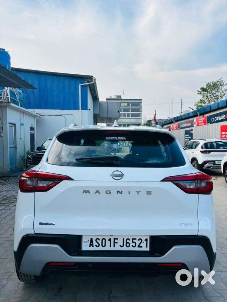 Nissan Magnite 1.0 Xv Premium Turbo Cvt, 2022, Petrol