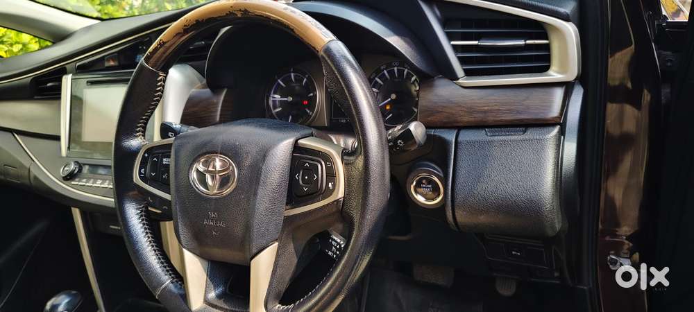 Toyota Innova Crysta 2.8 Z, 2019