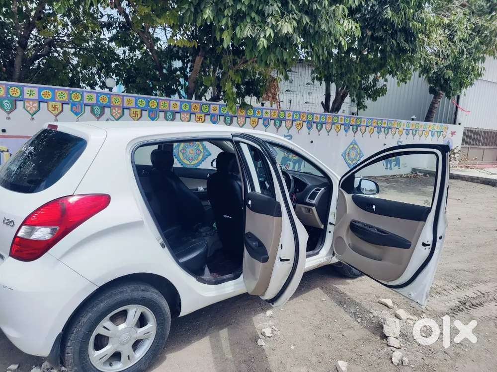 Hyundai I20 Active 2011 Diesel 125000 Km Driven