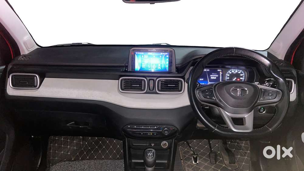 Tata Punch 1.2 Revotron Creative Amt Dual Tone, 2022, Petrol