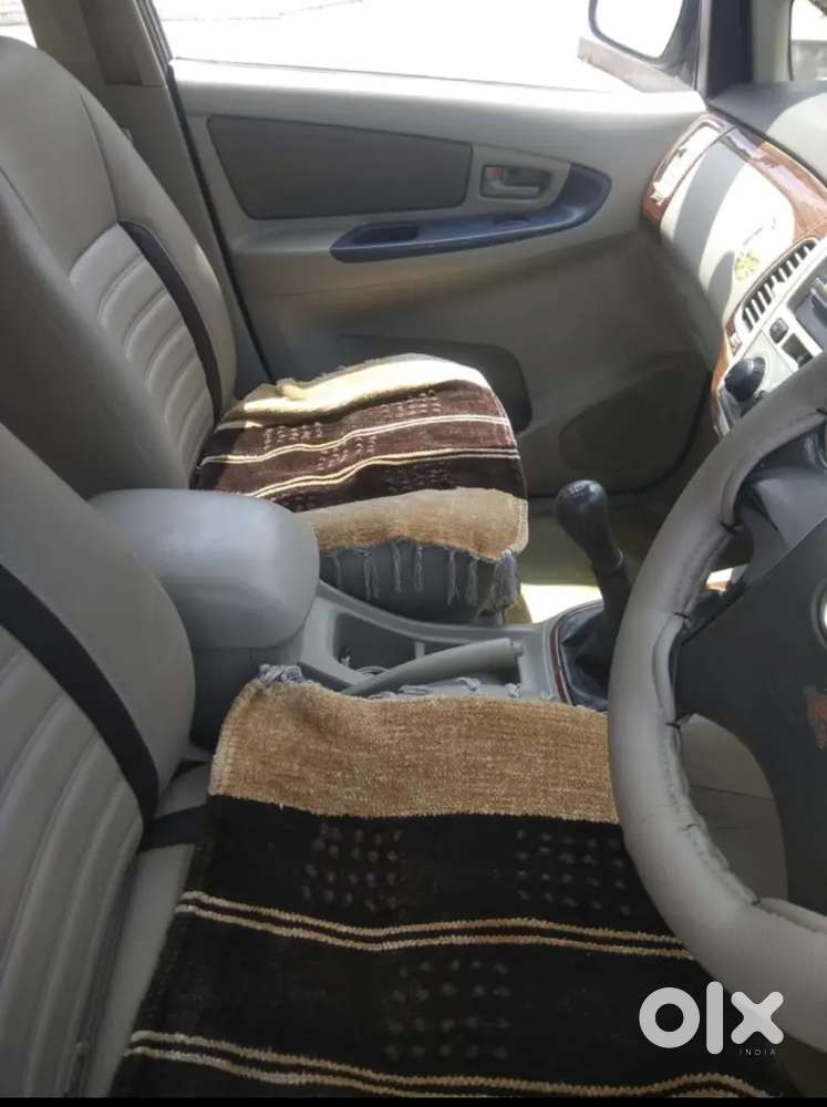 Toyota Innova 2012 Diesel 7 Str