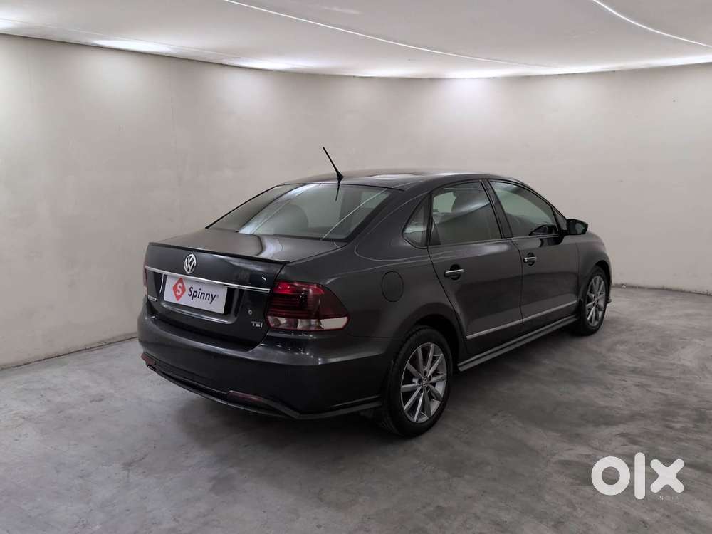 Volkswagen Vento 1.6 Highline, 2021, Petrol