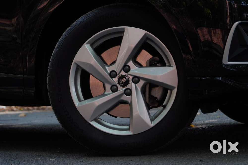 Audi Q3 40 Tfsi Premium Plus, 2024, Petrol