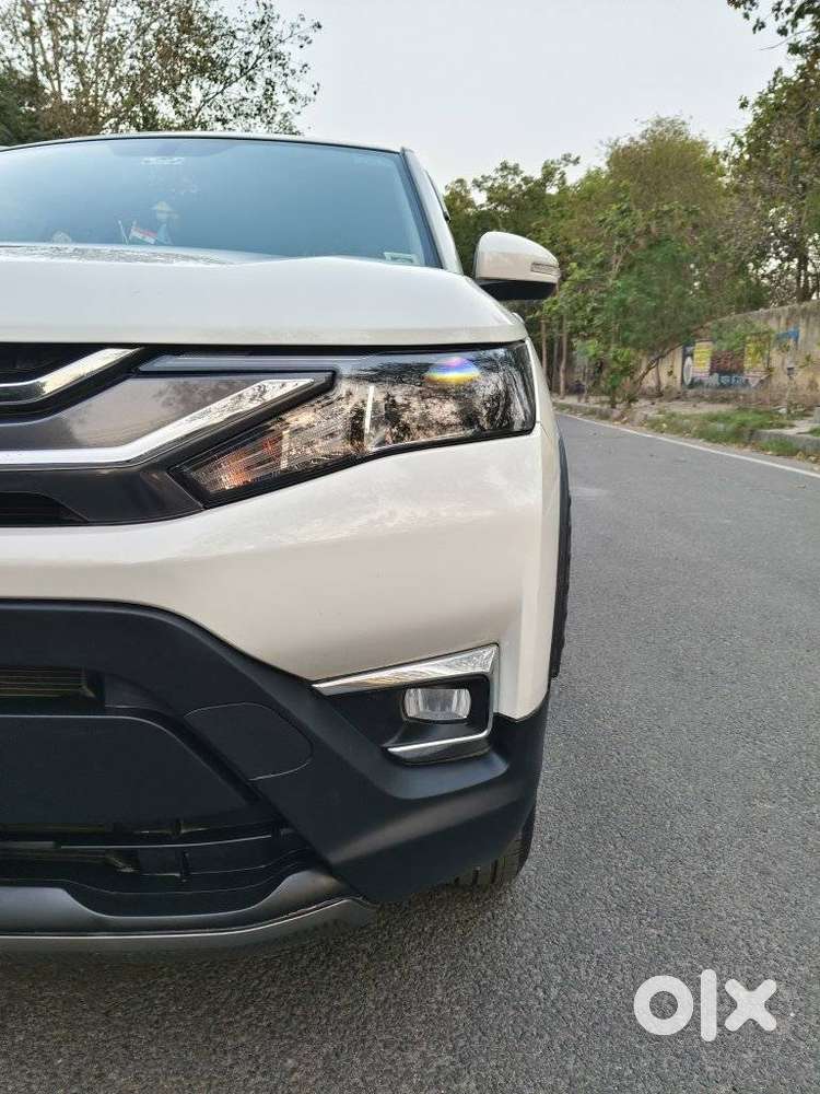 Maruti Suzuki Brezza 1.5 Lxi Smart Hybrid, 2025, Petrol