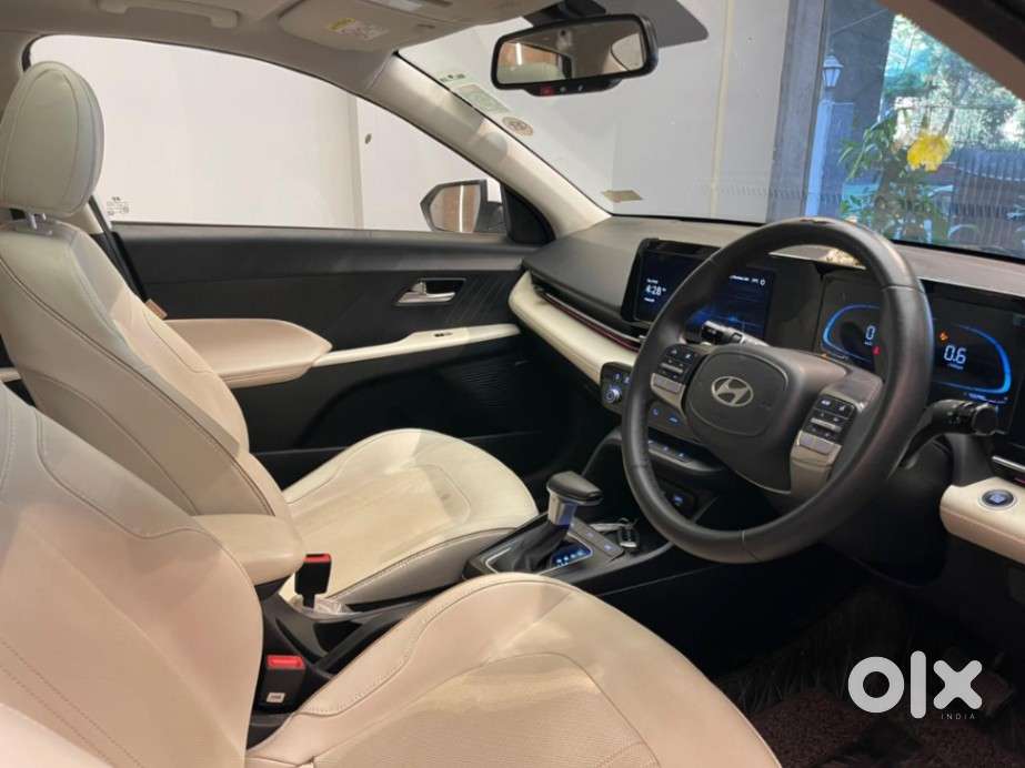 Hyundai Verna Sx 1.5 Petrol Ivt, 2023, Petrol