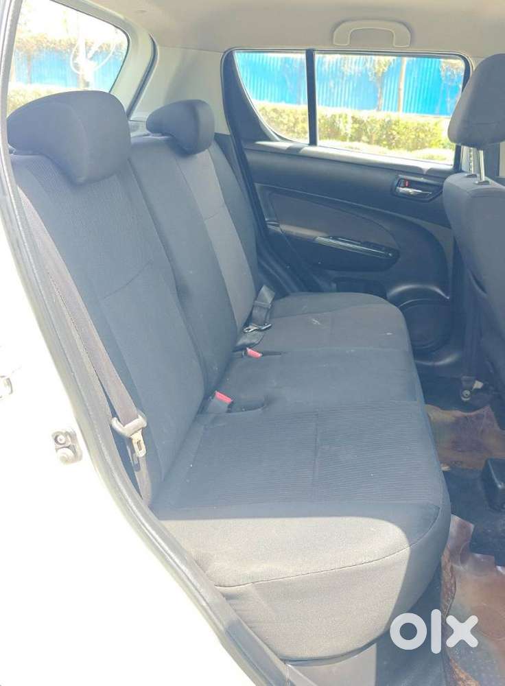 Maruti Suzuki Swift Vxi 1.2 Abs Bs-iv, 2014, Petrol