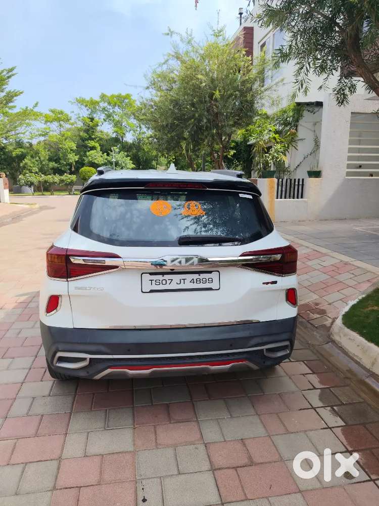 Well Maintained And Fully Loaded Automatic Vehicle