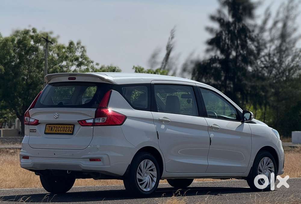 Maruti Suzuki Ertiga, 2023, Petrol