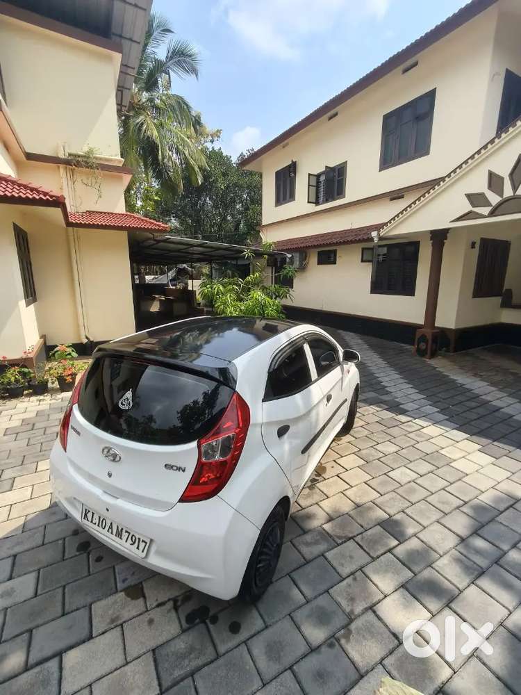 Hyundai Eon 2012 Petrol Well Maintained
