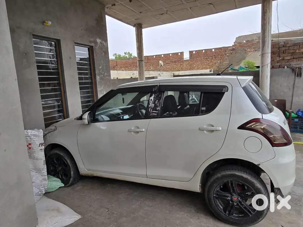 Maruti Suzuki Swift 2012 Diesel 145000 Km Driven