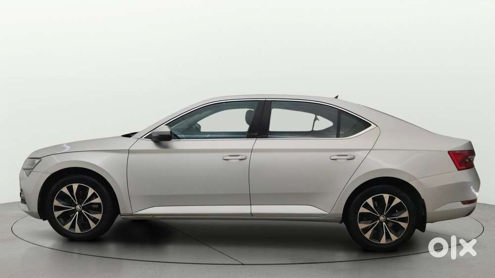 Skoda Superb 2.0 L&k Tsi At, 2021, Petrol
