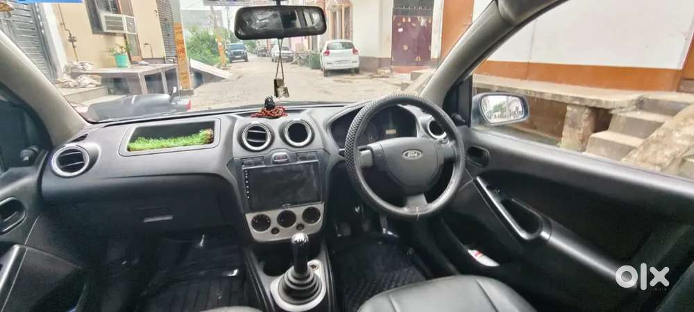 Ford Figo Petrol 2010