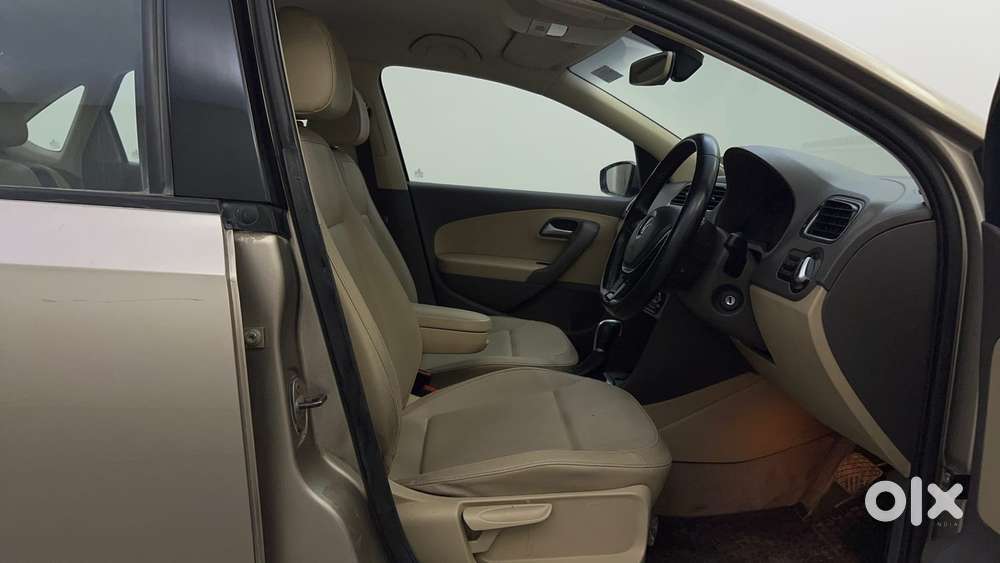 Volkswagen Vento Petrol Highline, 2016, Petrol