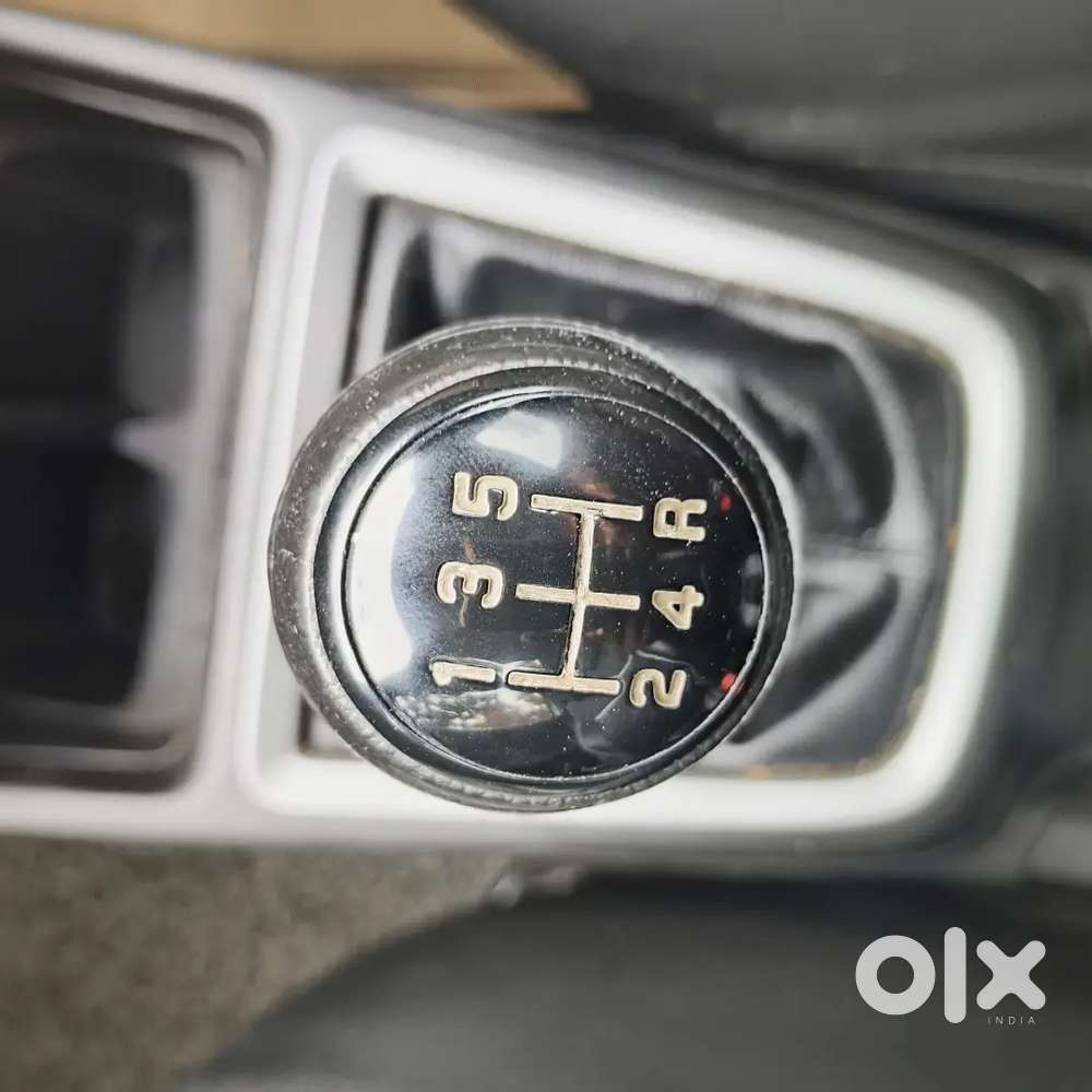 Maruti Suzuki Swift Vxi 2023