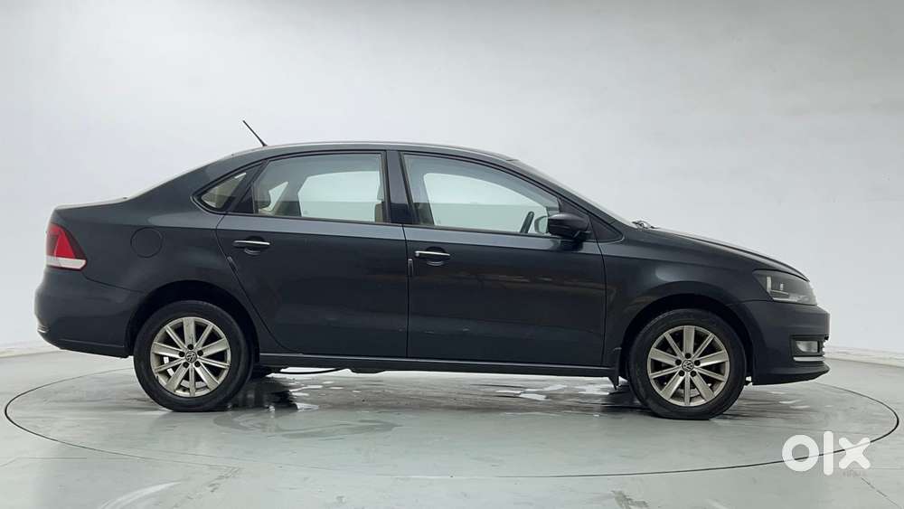 Volkswagen Vento 1.2 Tsi Highline At, 2017, Petrol