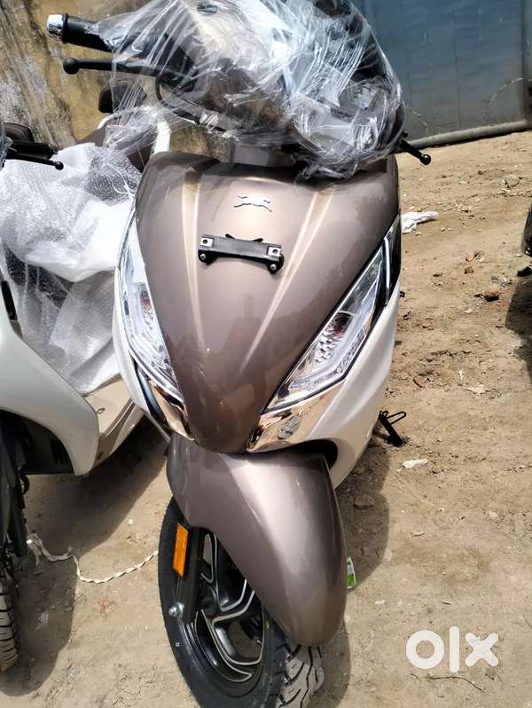Jupiter 125 disc all colors available just for pay 5999/-