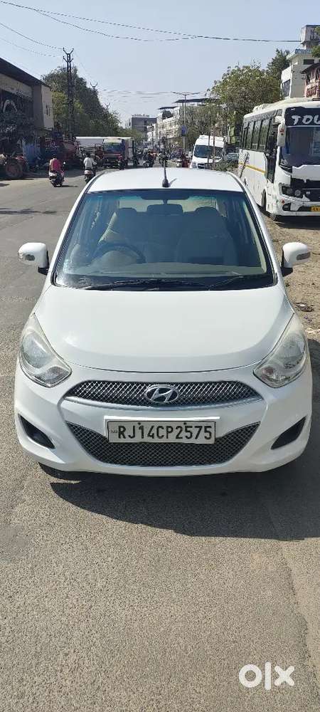 2012 Model I.10