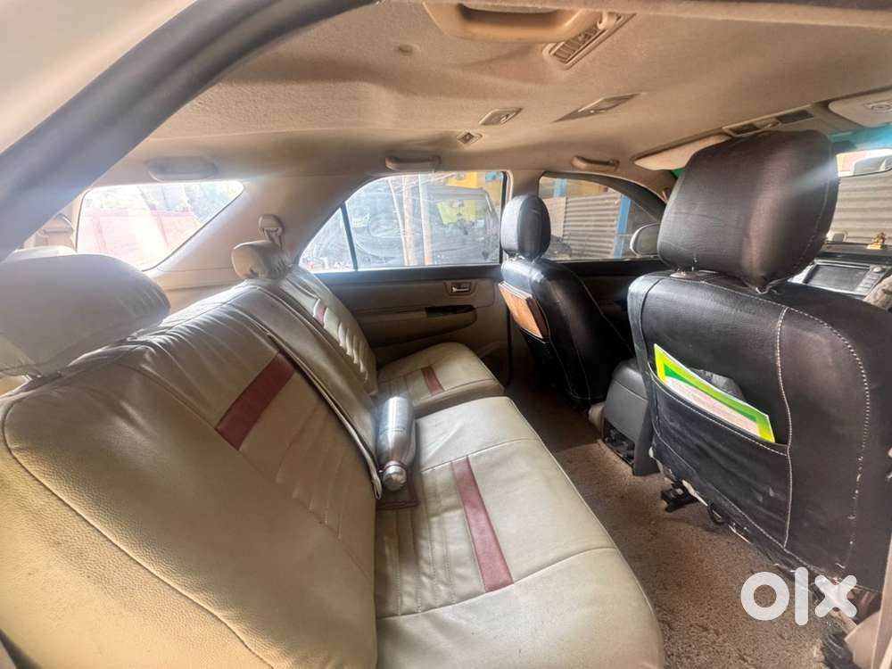 Toyota Fortuner 2012 Diesel 106000 Km Driven