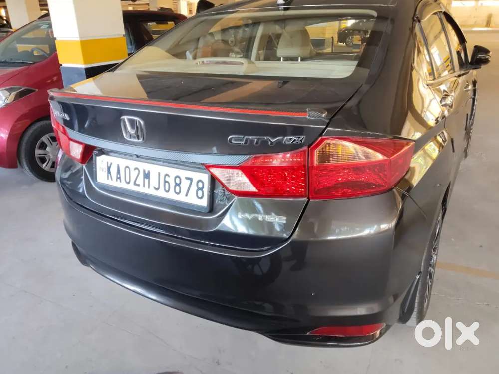 Honda City Automatic With 360 Camera