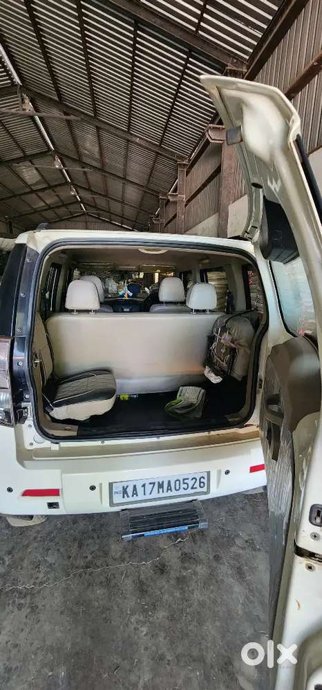 Mahindra Tuv 300 2021 Diesel 100000 Km Driven