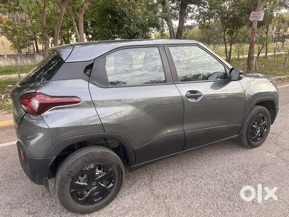 Tata Punch Pure, 2025, Petrol