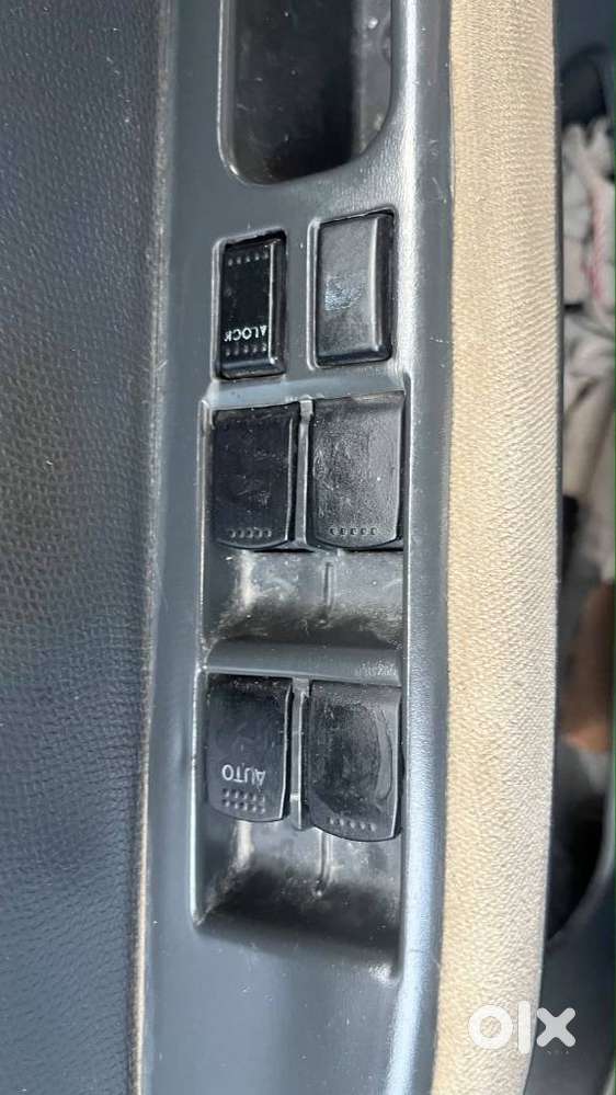 Maruti Suzuki Swift Dzire Zdi Bsiv, 2011, Diesel