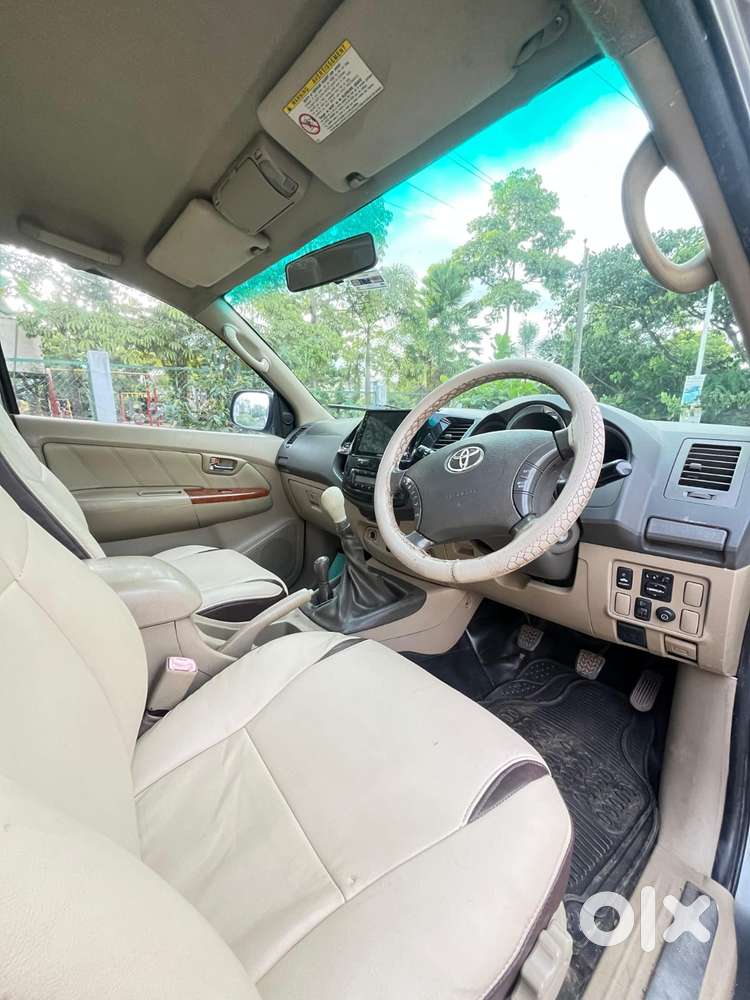 Toyota Fortuner 3.0 4x4 Manual, 2010, Diesel