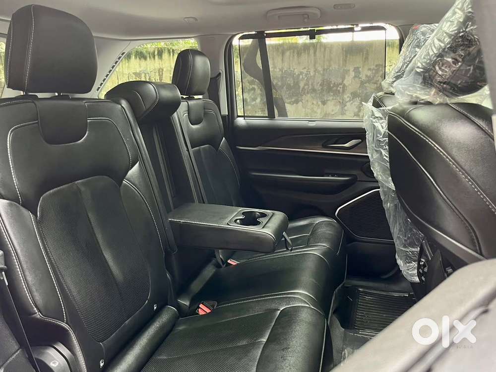 Jeep Grand Cherokee Limited (o) 4x4 At, 2025, Petrol