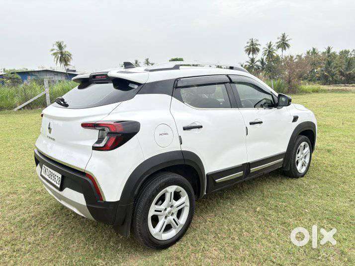 Renault Kiger Rxt, 2023, Petrol