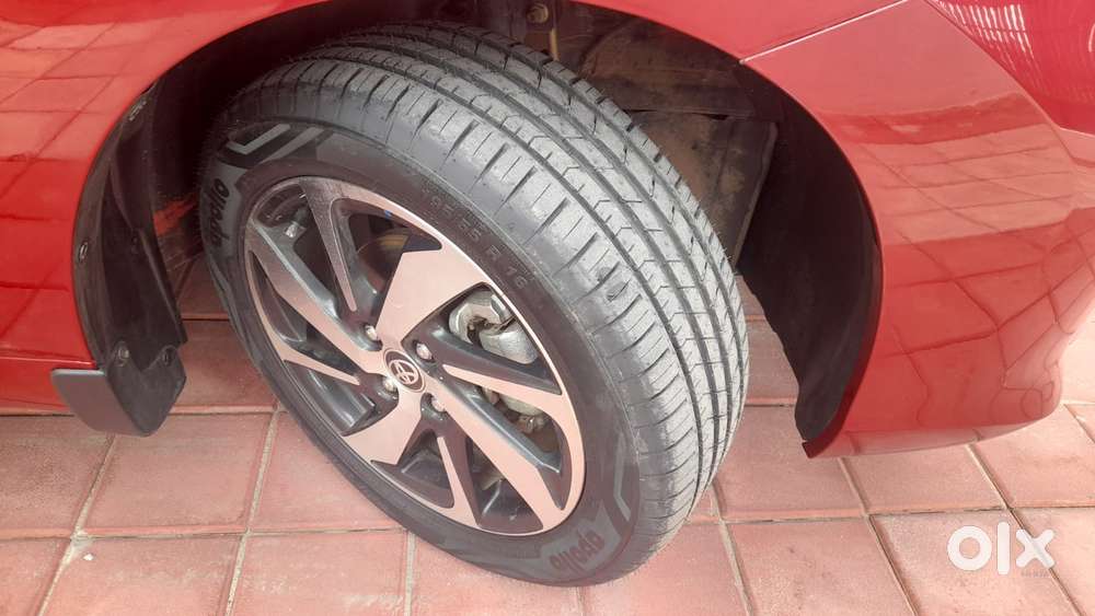 Toyota Glanza 1.2 V, 2023, Petrol