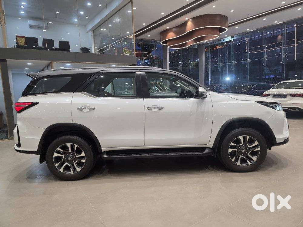 Toyota Fortuner Legender 4x2 At 2.8, 2022, Diesel