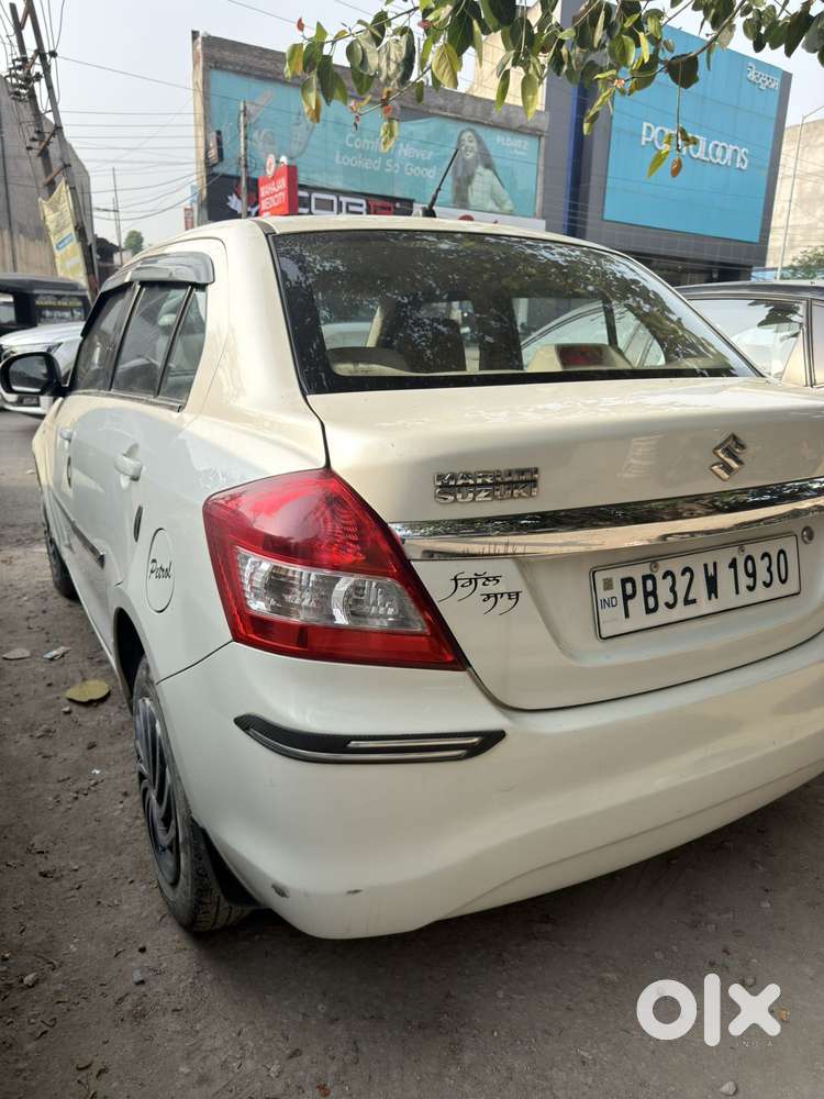Maruti Suzuki Swift Dzire 1.2 Vxi, 2017, Petrol